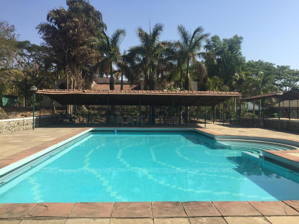 Modi'S Resort, Karjat Exterior foto