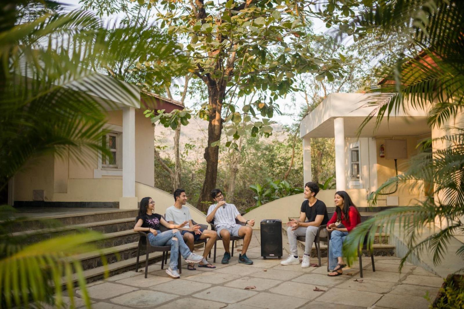 Modi'S Resort, Karjat Exterior foto